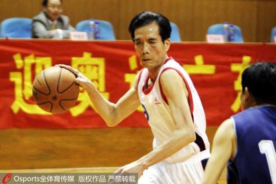 为什么反馈对篮球运动员的发展至关重要_1